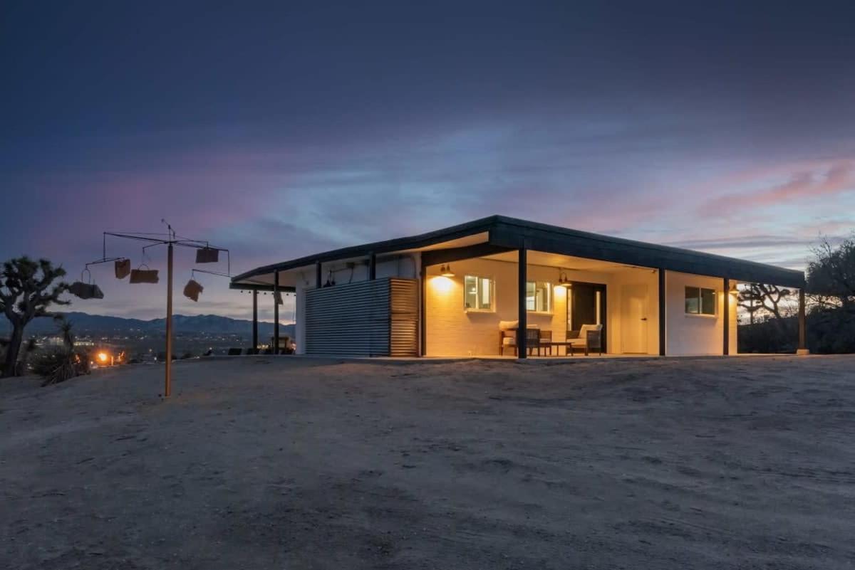 Вилла Kinetic House-Joshua Trees Sculptures Cowboy Pool Юкка-Вэлли Экстерьер фото