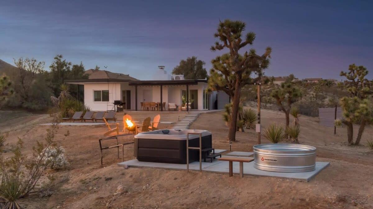 Вилла Kinetic House-Joshua Trees Sculptures Cowboy Pool Юкка-Вэлли Экстерьер фото
